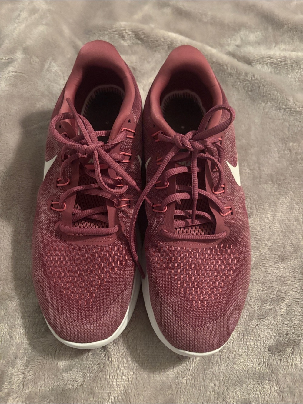 Nike Athletic Sneakers in Burgundy - Picture 1 of 5